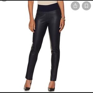 NWT DG2 by Diane Gilman Navy Faux Leather Leggings